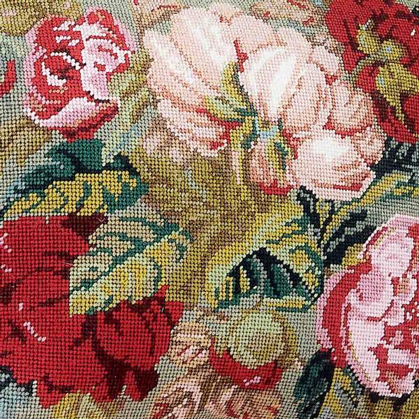 Blooming Roses - Green