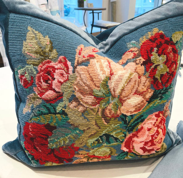 Blooming Roses Blue