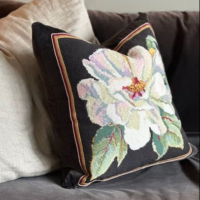 White Peony - Charcoal Off Black - special edition